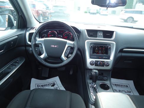 Used 2016 GMC Acadia SLE AWD/4WD image 12