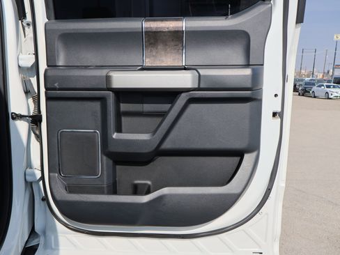 Certified 2022 Ford F250 Lariat w/ Tremor Off-Road Package image 34