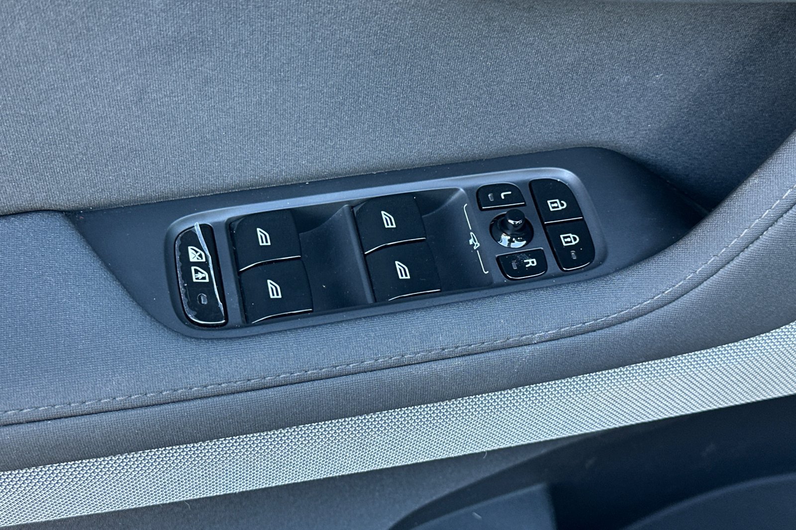 Used 2024 Polestar Polestar 2 AWD/4WD image 12