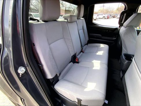 Used 2025 Toyota Tacoma SR5 image 18