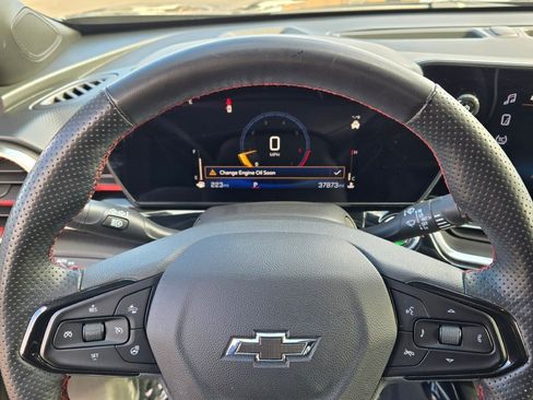 Certified 2024 Chevrolet Trax RS image 30