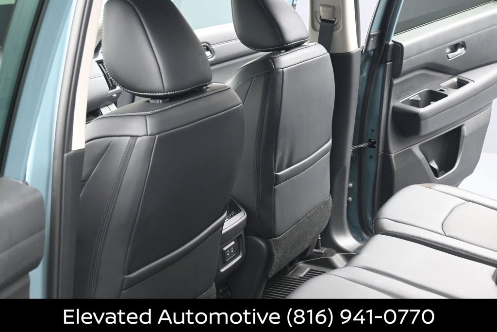 Certified 2026 Nissan Pathfinder SL AWD/4WD image 18