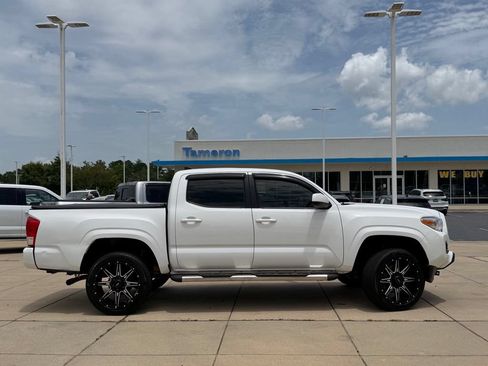 Used 2016 Toyota Tacoma SR RWD image 5