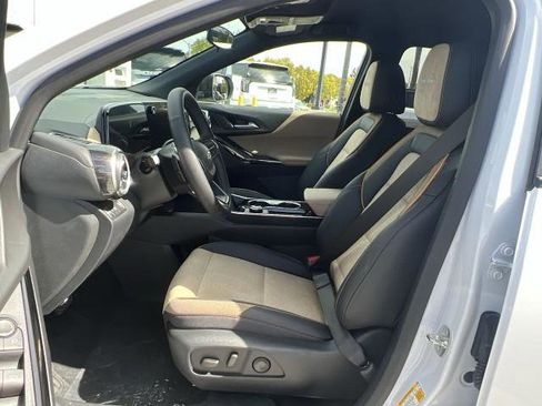 New 2026 Chevrolet Equinox ACTIV FWD image 18