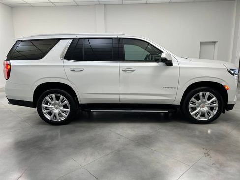 Used 2022 Chevrolet Tahoe High Country AWD/4WD image 8