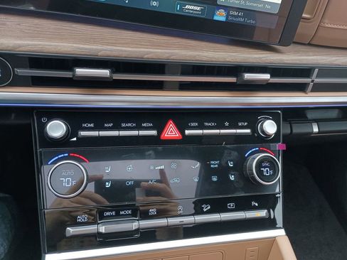 New 2026 Hyundai Santa Fe Limited AWD/4WD image 22