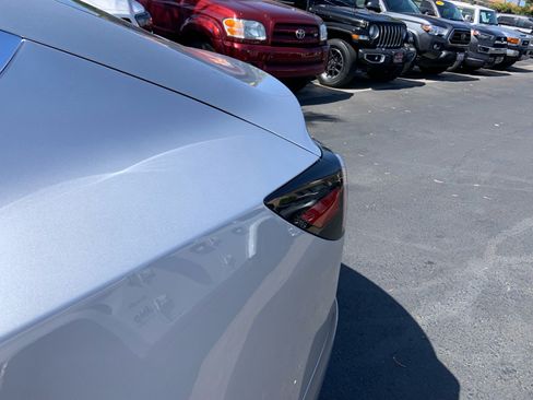 Used 2018 Tesla Model 3 Long Range AWD/4WD image 15