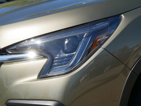 Used 2025 Subaru Ascent Premium AWD/4WD image 16