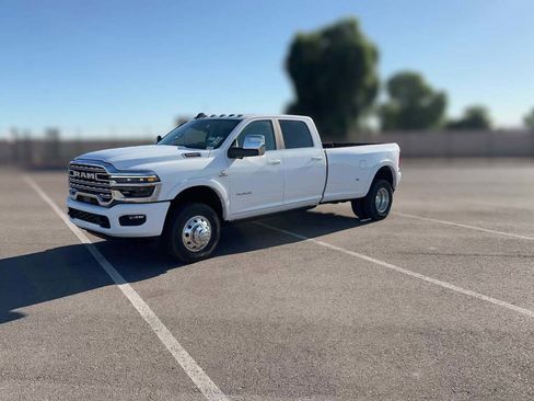 New 2026 RAM 3500 Longhorn image 4