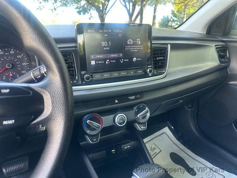 Used 2022 Kia Rio LX image 18