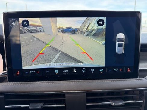 Used 2023 Lincoln Corsair FWD image 12