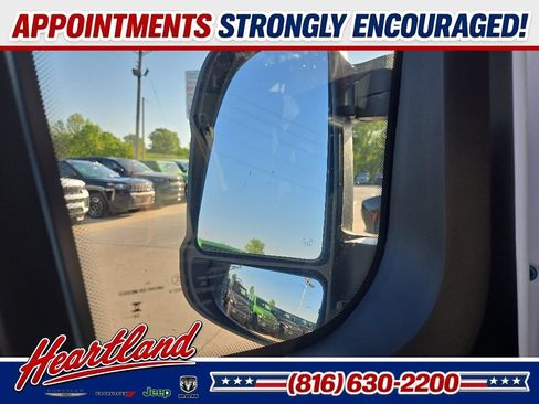 Used 2025 RAM ProMaster 2500 w/ Convenience Group FWD image 26