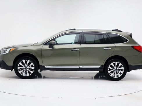 Used 2017 Subaru Outback 2.5i Touring w/ Popular Package #5A image 6