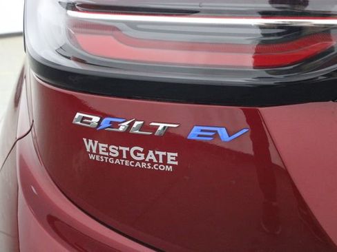 Used 2023 Chevrolet Bolt LT image 44