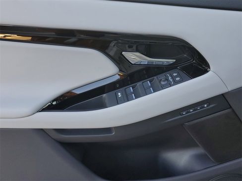 New 2026 Land Rover Range Rover Evoque S image 11