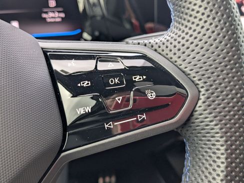 Used 2024 Volkswagen Golf R image 20