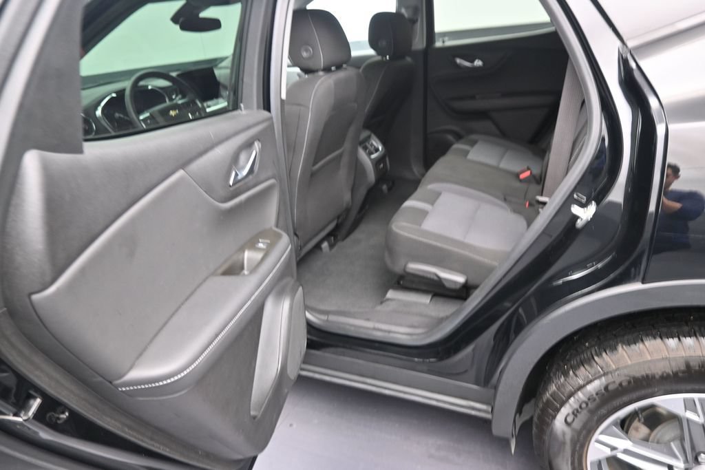Used 2023 Chevrolet Blazer LT FWD image 12
