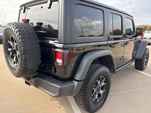 Used 2018 Jeep Wrangler Unlimited Rubicon image 3