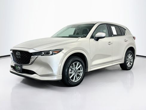 Used 2025 MAZDA CX-5 AWD 2.5 S w/ Preferred Package image 3