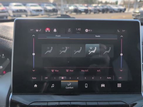 Used 2022 Jeep Compass Limited image 33