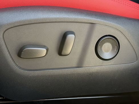 New 2026 Chevrolet Equinox EV RS FWD image 21