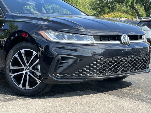 New 2026 Volkswagen Jetta Sport FWD image 3