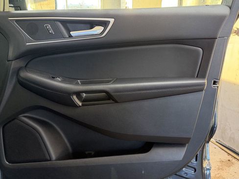 Used 2022 Ford Edge SEL w/ Convenience Package image 27