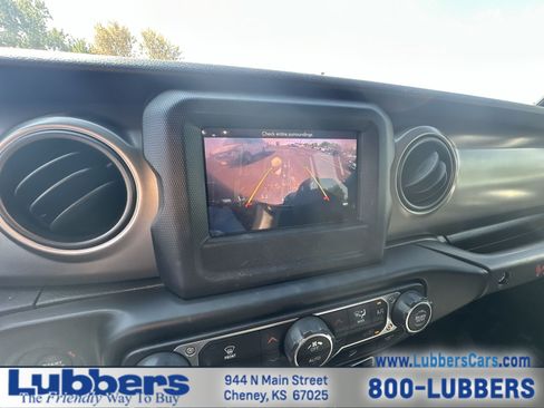 Used 2020 Jeep Wrangler Unlimited Sport S AWD/4WD image 15