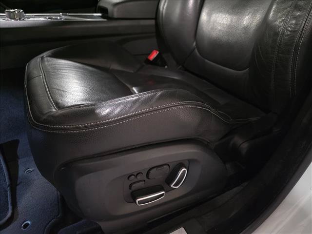 Used 2015 Jaguar XF Portfolio AWD/4WD image 29