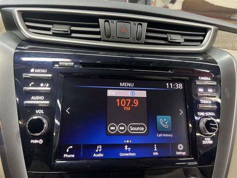 Used 2024 Nissan Murano SV image 16