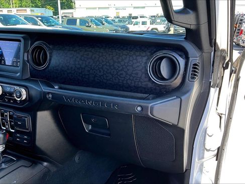 Used 2021 Jeep Wrangler Unlimited Sport AWD/4WD image 13