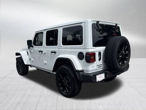 Certified 2025 Jeep Wrangler Unlimited Sahara w/ Safety Group AWD/4WD image 7