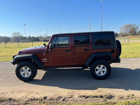 Used 2007 Jeep Wrangler Unlimited X image 5