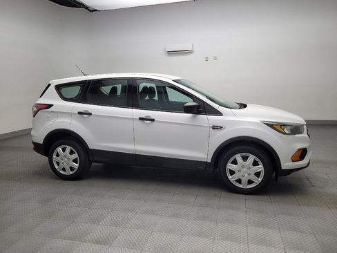 Used 2018 Ford Escape S image 11