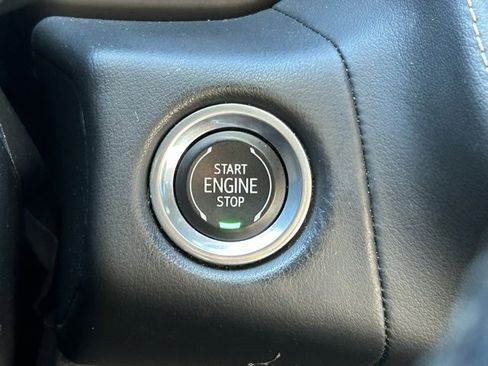 Used 2022 Chevrolet Tahoe Premier image 27