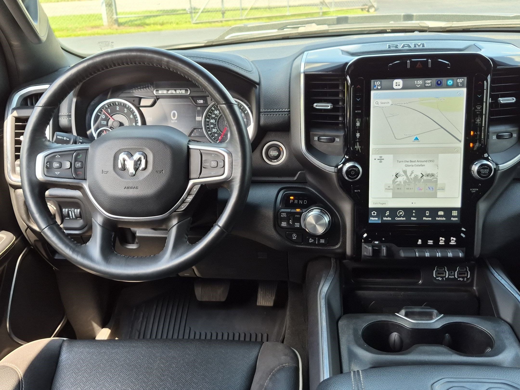 Used 2022 RAM 1500 Laramie AWD/4WD image 27