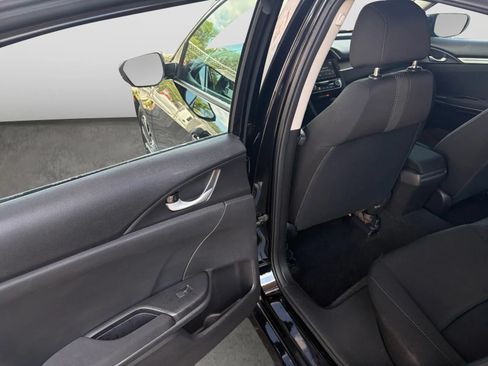 Used 2018 Honda Civic EX image 14