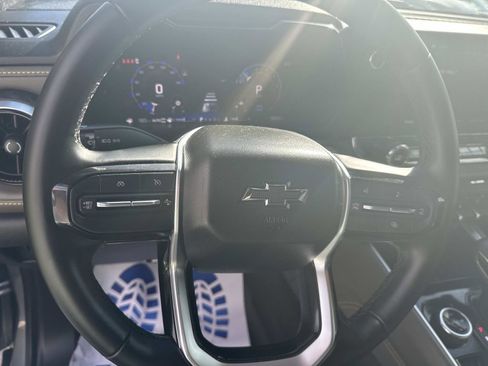 Used 2024 Chevrolet Colorado ZR2 w/ Technology Package image 21