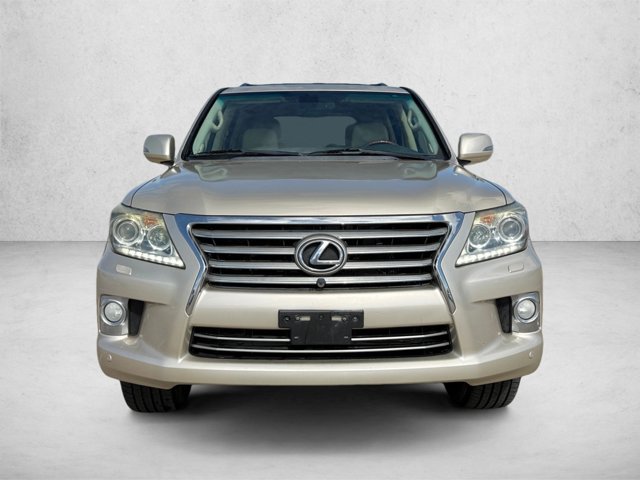 Used 2013 Lexus LX 570 4WD w/ Luxury Pkg image 2