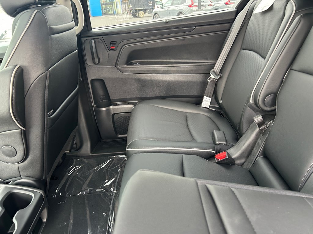 New 2026 Honda Odyssey Elite image 16