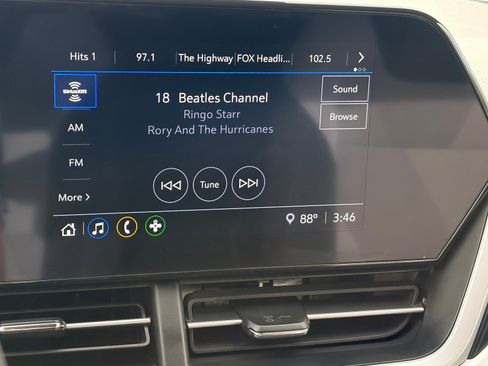 Used 2025 Chevrolet Trax LS FWD image 22