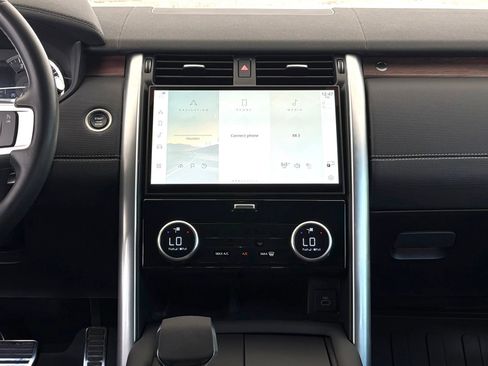 Used 2023 Land Rover Discovery S R-Dynamic AWD/4WD image 4