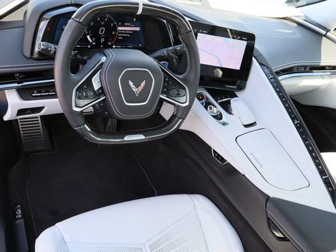 Certified 2025 Chevrolet Corvette E-Ray AWD/4WD image 11