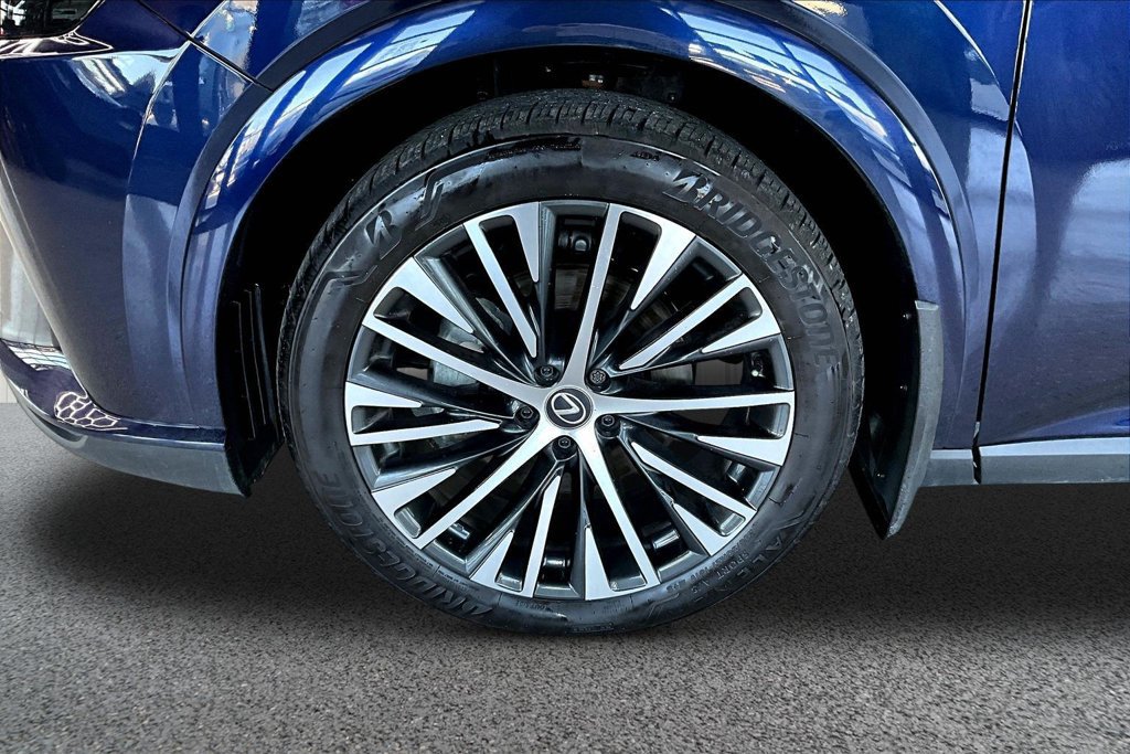 Used 2024 Lexus RX 350 AWD image 35