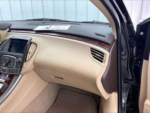 Used 2013 Buick LaCrosse Leather FWD image 17