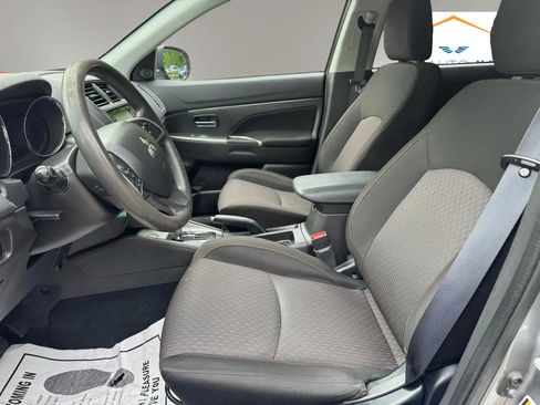 Used 2019 Mitsubishi Outlander Sport ES image 12