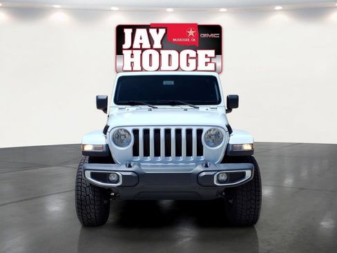 Used 2020 Jeep Wrangler Unlimited Sahara AWD/4WD image 2