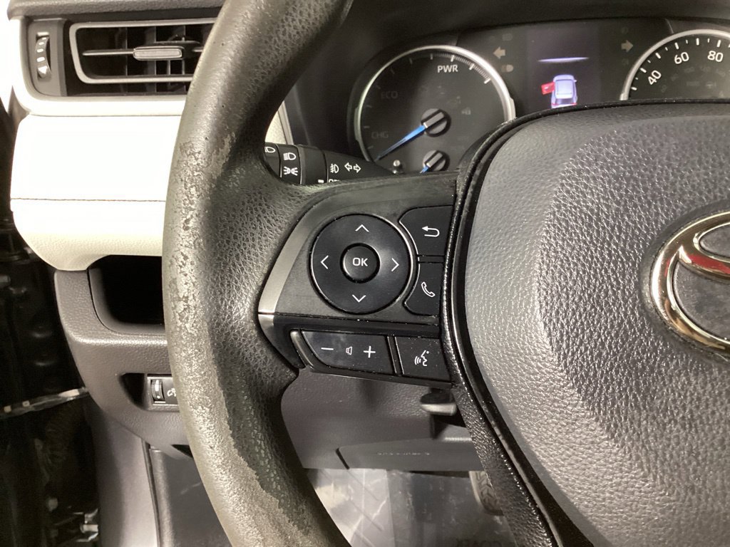 Used 2021 Toyota RAV4 XLE AWD/4WD image 14