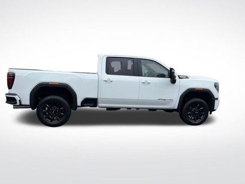 New 2026 GMC Sierra 2500 AT4 w/ AT4 Preferred Package AWD/4WD image 7