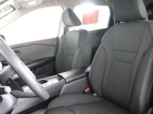 Certified 2023 Nissan Rogue S FWD image 18